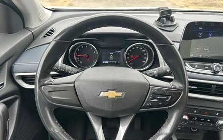 Chevrolet Tracker, 2022 год, 1 250 000 рублей, 12 фотография