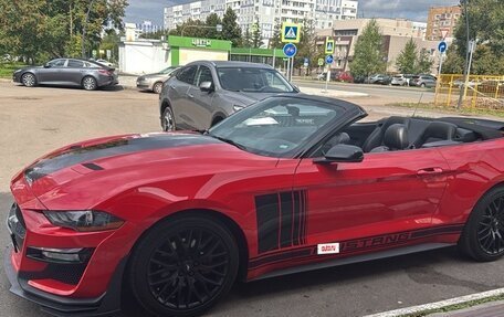 Ford Mustang VI рестайлинг, 2019 год, 3 400 000 рублей, 2 фотография