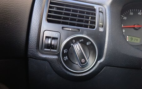 Volkswagen Bora, 2002 год, 700 000 рублей, 11 фотография