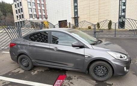 Hyundai Solaris II рестайлинг, 2014 год, 970 000 рублей, 4 фотография