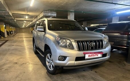 Toyota Land Cruiser Prado 150 рестайлинг 2, 2011 год, 2 650 000 рублей, 3 фотография