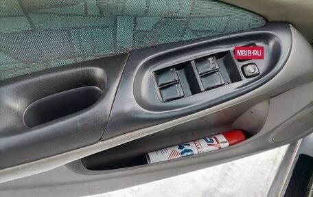 Nissan Almera, 2000 год, 210 000 рублей, 6 фотография