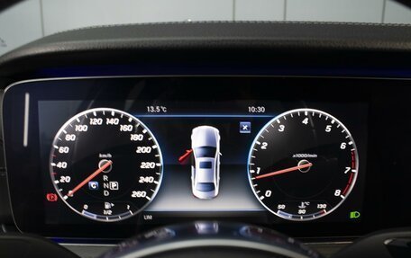 Mercedes-Benz E-Класс, 2018 год, 3 700 000 рублей, 14 фотография