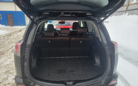 Toyota RAV4, 2015 год, 2 190 000 рублей, 2 фотография