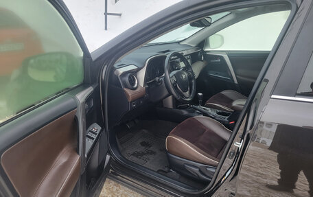 Toyota RAV4, 2015 год, 2 190 000 рублей, 9 фотография