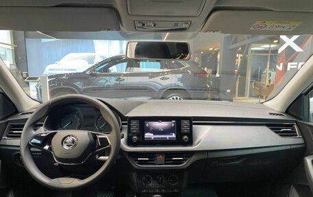 Skoda Rapid II, 2020 год, 1 399 000 рублей, 14 фотография