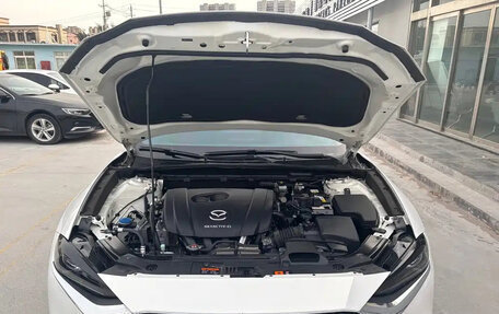 Mazda CX-4, 2022 год, 1 860 000 рублей, 8 фотография