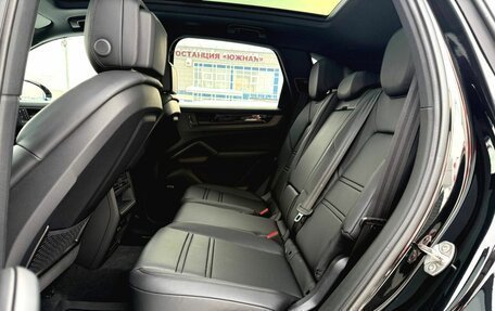 Porsche Cayenne III, 2025 год, 17 850 000 рублей, 32 фотография