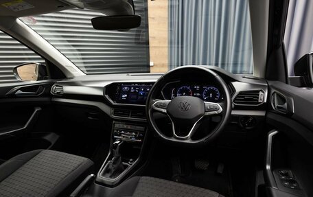 Volkswagen T-Cross I, 2023 год, 1 950 000 рублей, 10 фотография