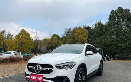 Mercedes-Benz GLA, 2022 год, 2 011 125 рублей, 1 фотография