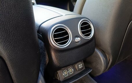 Mercedes-Benz E-Класс, 2019 год, 3 650 000 рублей, 28 фотография