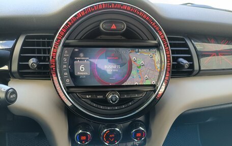 MINI Hatch, 2020 год, 2 099 000 рублей, 13 фотография