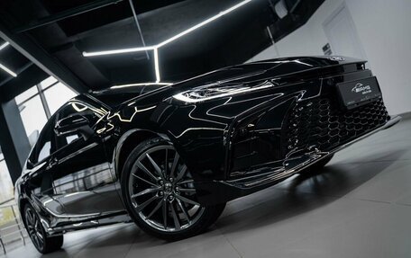 Toyota Camry, 2025 год, 4 300 000 рублей, 4 фотография