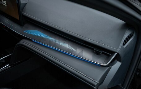 Toyota Camry, 2025 год, 4 300 000 рублей, 22 фотография