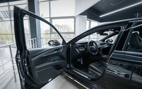 Toyota Camry, 2025 год, 4 300 000 рублей, 14 фотография