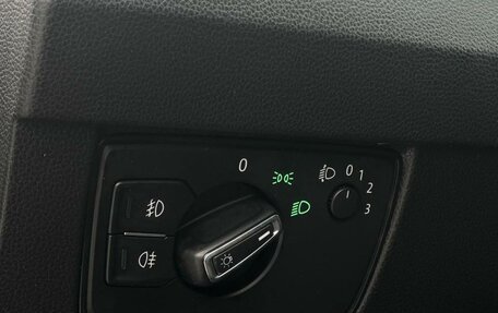 Volkswagen Passat B8 рестайлинг, 2016 год, 1 450 000 рублей, 17 фотография