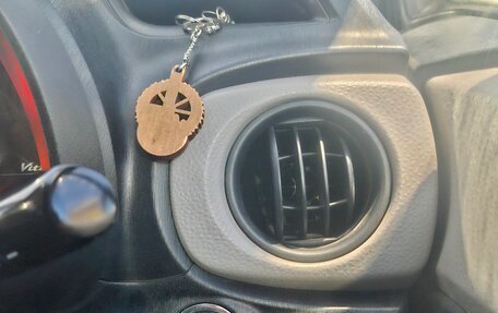 Toyota Vitz, 2011 год, 670 000 рублей, 12 фотография