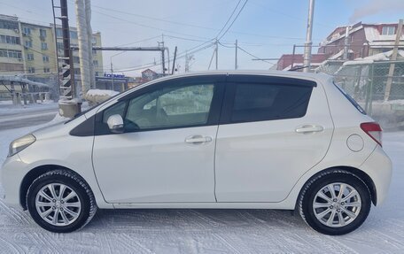 Toyota Vitz, 2011 год, 670 000 рублей, 8 фотография