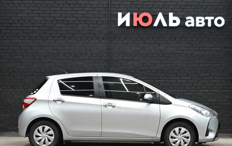 Toyota Vitz, 2018 год, 1 100 000 рублей, 8 фотография