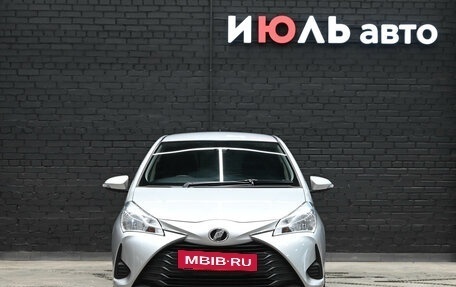 Toyota Vitz, 2018 год, 1 100 000 рублей, 2 фотография