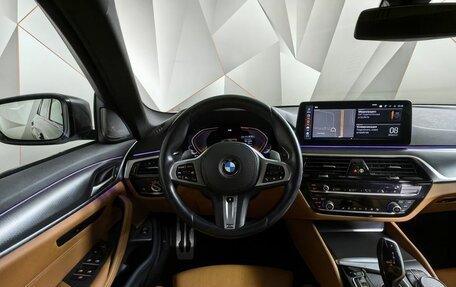 BMW 5 серия, 2020 год, 5 350 000 рублей, 15 фотография