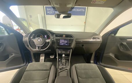 Volkswagen Tiguan II, 2019 год, 2 299 000 рублей, 11 фотография