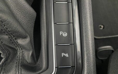 Volkswagen Tiguan II, 2019 год, 2 299 000 рублей, 35 фотография