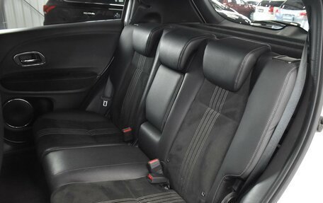 Honda Vezel, 2018 год, 1 849 000 рублей, 8 фотография