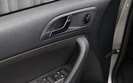 Skoda Yeti I рестайлинг, 2018 год, 1 989 000 рублей, 16 фотография