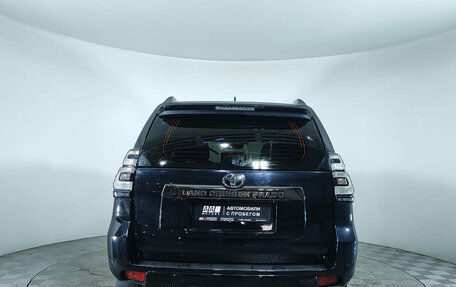 Toyota Land Cruiser Prado 150 рестайлинг 2, 2021 год, 6 119 000 рублей, 6 фотография