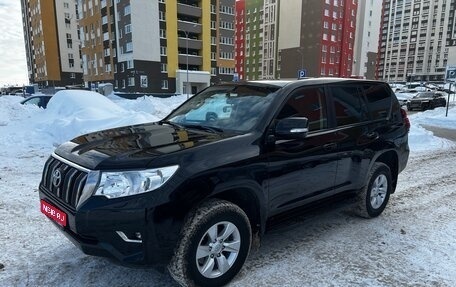 Toyota Land Cruiser Prado 150 рестайлинг 2, 2021 год, 5 680 000 рублей, 1 фотография