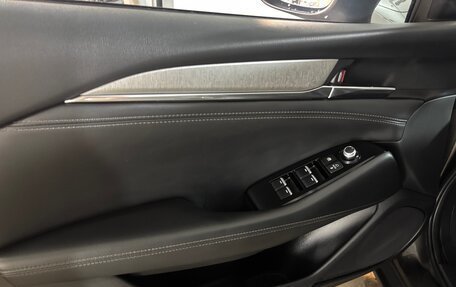 Mazda 6, 2019 год, 2 350 000 рублей, 15 фотография