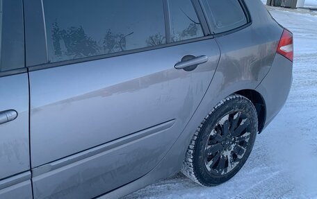 Renault Laguna III рестайлинг, 2008 год, 450 000 рублей, 16 фотография