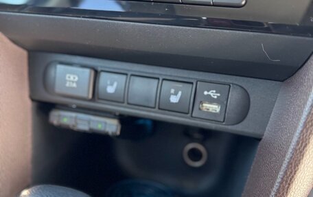 Toyota Yaris Cross, 2020 год, 1 960 000 рублей, 9 фотография