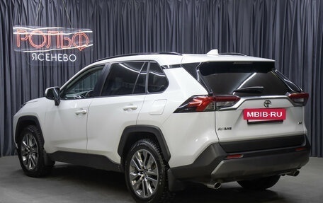 Toyota RAV4, 2022 год, 3 998 000 рублей, 7 фотография