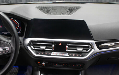 BMW 3 серия, 2021 год, 3 498 000 рублей, 14 фотография