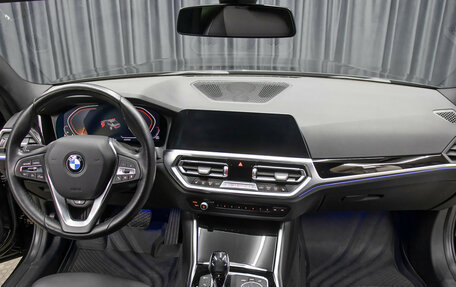 BMW 3 серия, 2021 год, 3 498 000 рублей, 13 фотография