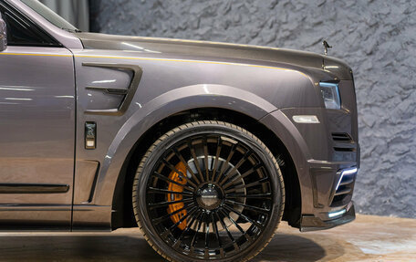 Rolls-Royce Cullinan, 2022 год, 59 500 000 рублей, 9 фотография