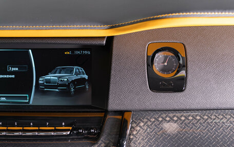 Rolls-Royce Cullinan, 2022 год, 59 500 000 рублей, 19 фотография