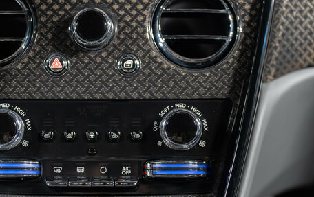 Rolls-Royce Cullinan, 2022 год, 59 500 000 рублей, 22 фотография