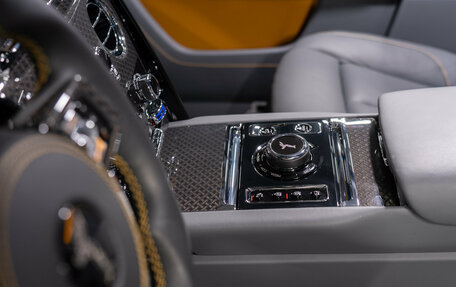 Rolls-Royce Cullinan, 2022 год, 59 500 000 рублей, 23 фотография