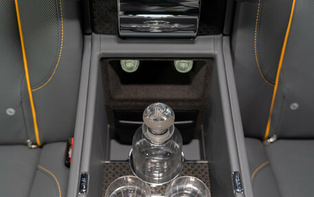 Rolls-Royce Cullinan, 2022 год, 59 500 000 рублей, 30 фотография