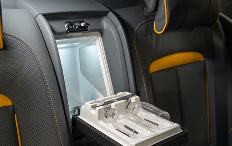 Rolls-Royce Cullinan, 2022 год, 59 500 000 рублей, 31 фотография