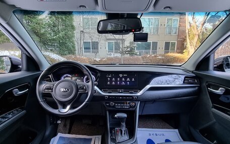 KIA Niro I, 2021 год, 1 810 013 рублей, 16 фотография