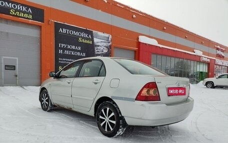 Toyota Corolla, 2004 год, 370 000 рублей, 4 фотография