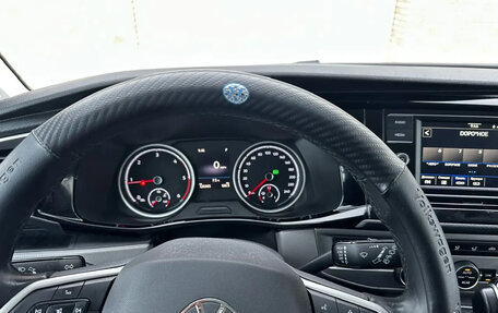 Volkswagen Caravelle T6 рестайлинг, 2021 год, 4 200 000 рублей, 7 фотография