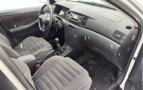 Toyota Corolla, 2004 год, 370 000 рублей, 11 фотография