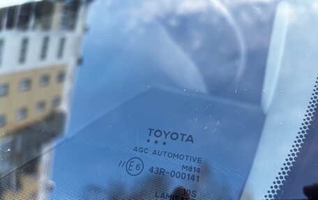 Toyota Land Cruiser Prado 150 рестайлинг 2, 2021 год, 5 680 000 рублей, 16 фотография