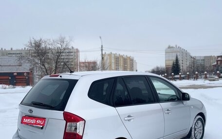 KIA Carens III (RP), 2011 год, 550 000 рублей, 3 фотография