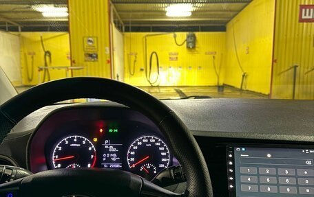 Hyundai Solaris II рестайлинг, 2018 год, 955 000 рублей, 15 фотография